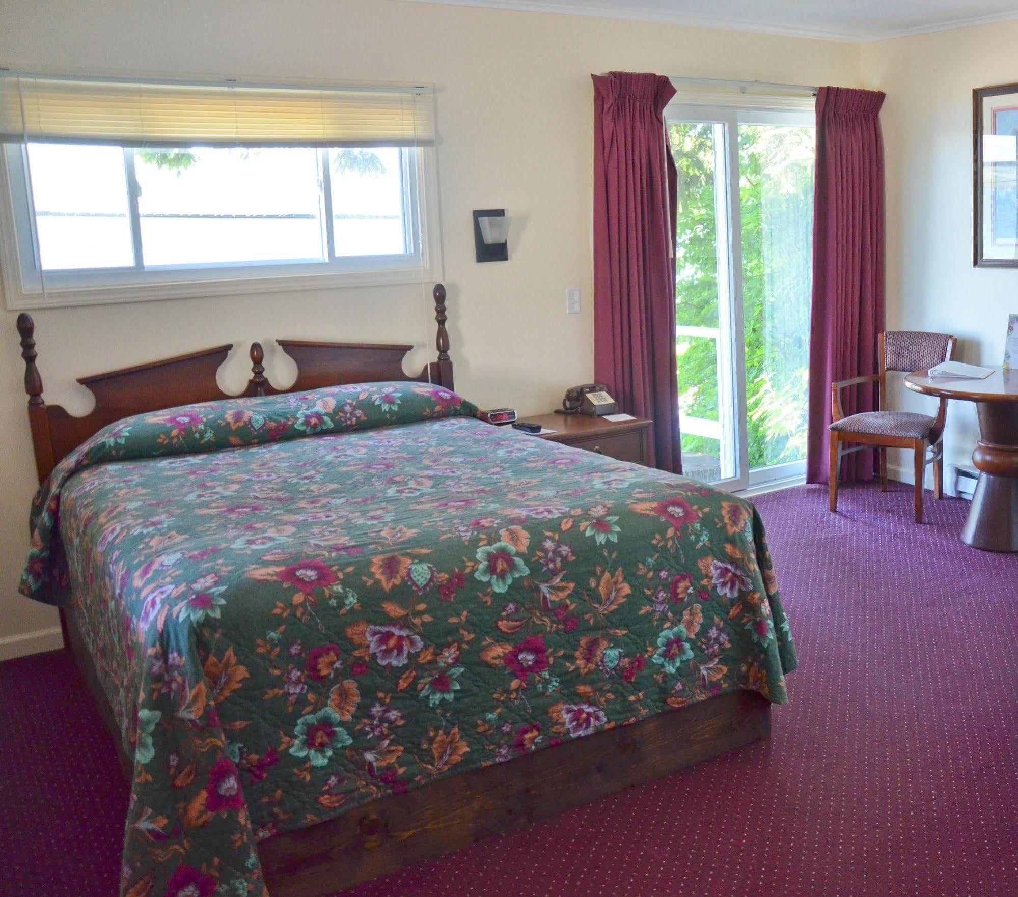 Lake View Motel Cooperstown Exterior foto