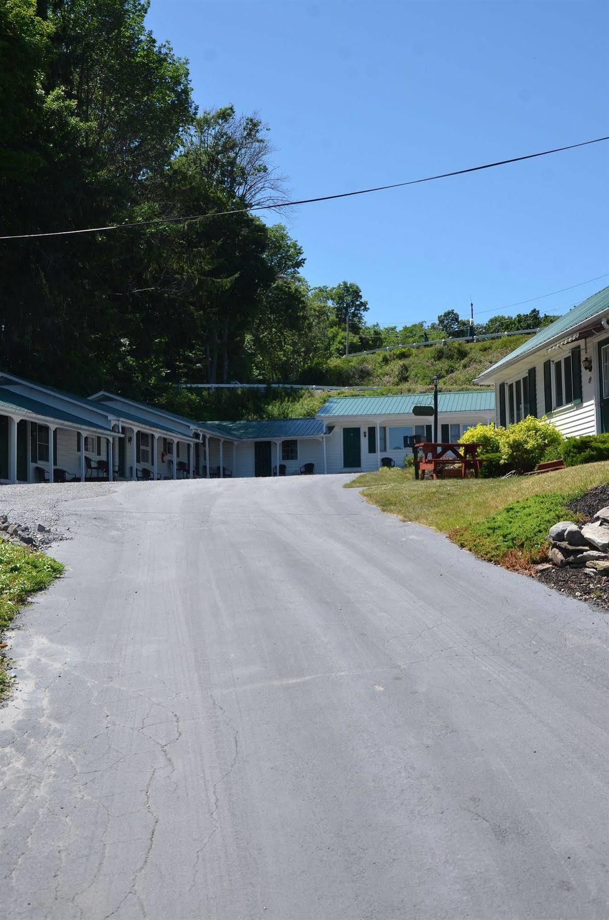 Lake View Motel Cooperstown Exterior foto